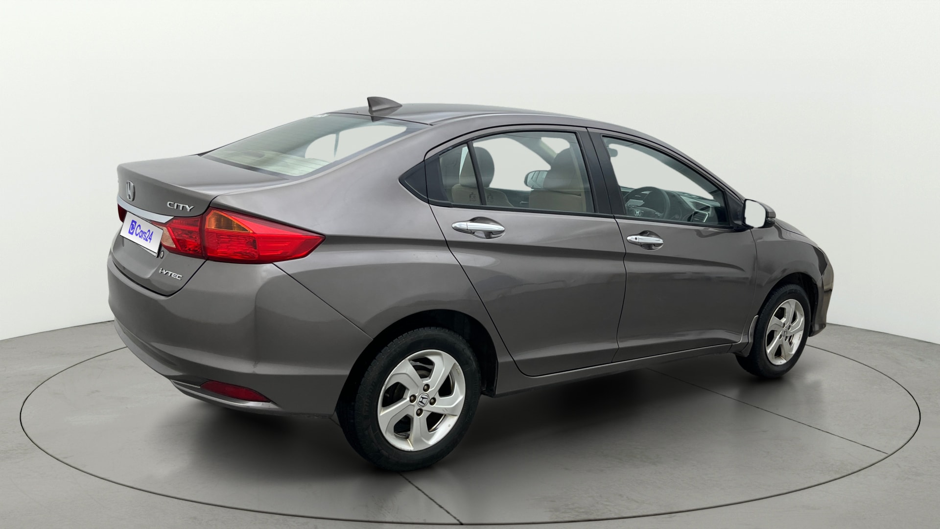 View 2016 Honda City ZX MT Diesel Anniversary Edition Image 43 Used 2016 Honda City ZX MT Diesel Anniversary Edition Image 43