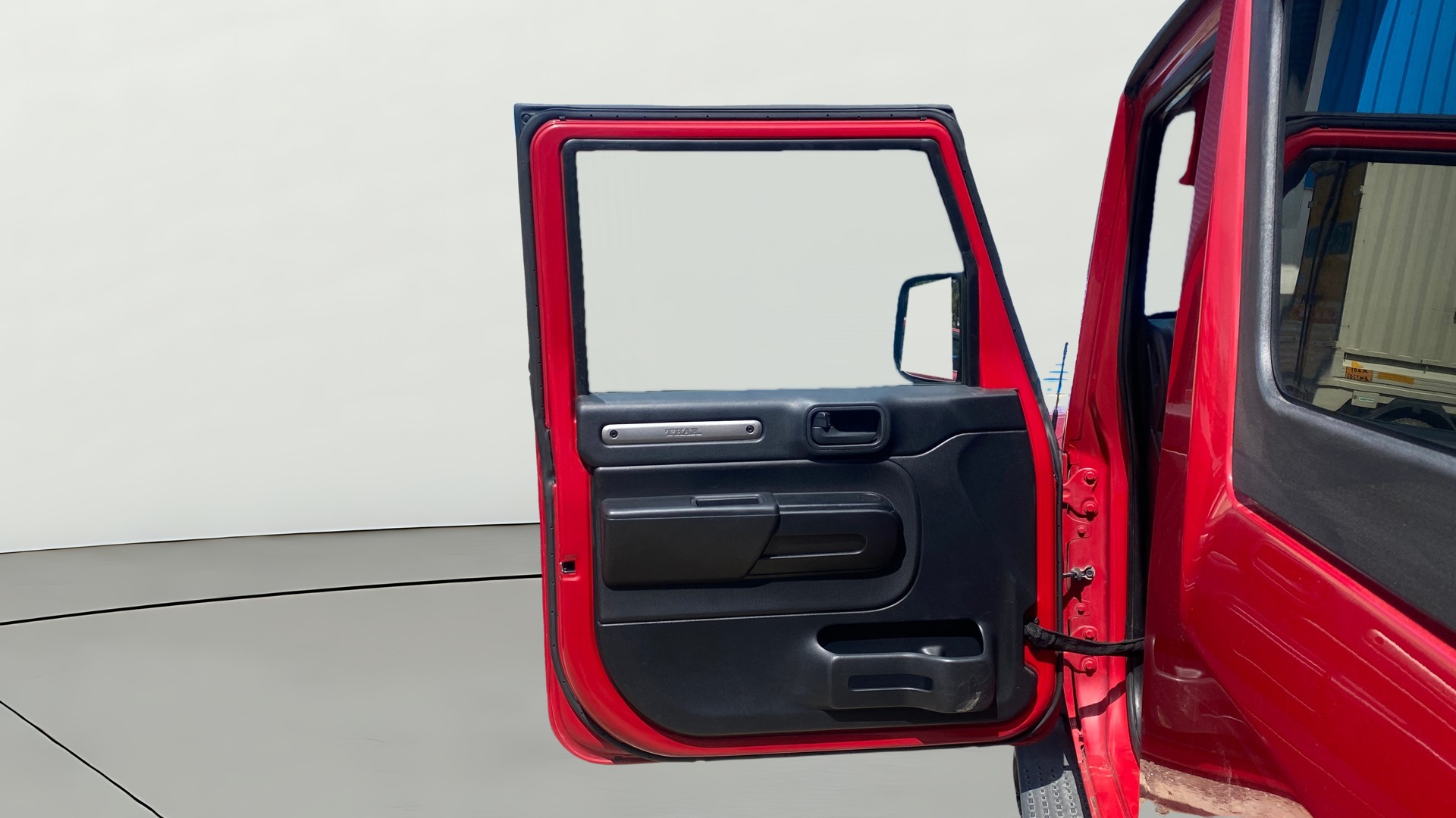 View 2022 Mahindra Thar AX Standard Manual Soft Top 6 Seater Image 32 Used 2022 Mahindra Thar AX Standard Manual Soft Top 6 Seater Image 32