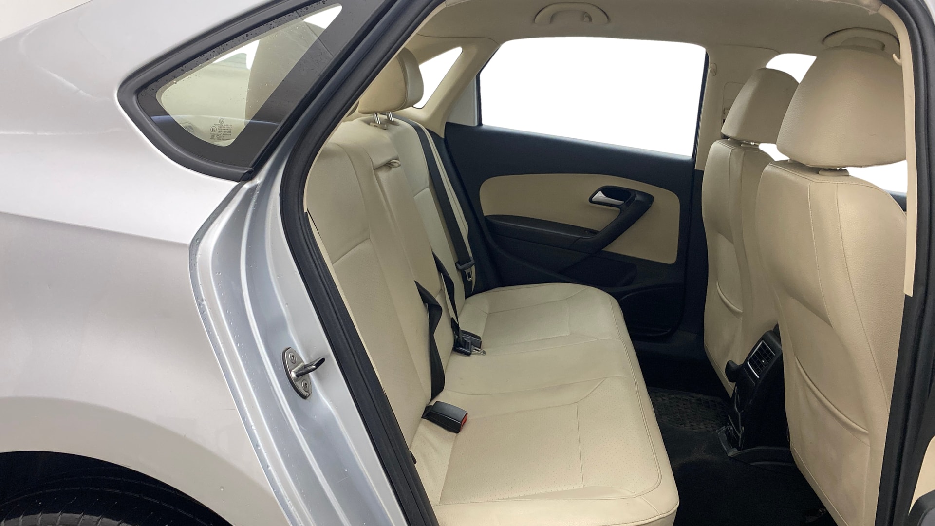 View 2019 Volkswagen Vento 1.2 L TSI Comfortline Petrol AT Image 30 Used 2019 Volkswagen Vento 1.2 L TSI Comfortline Petrol AT Image 30
