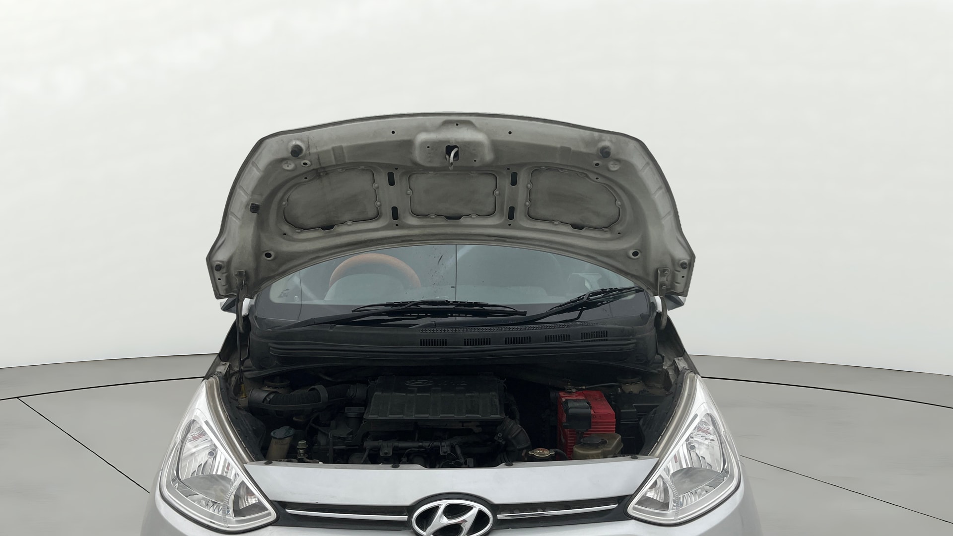 View 2015 Hyundai Grand i10 Asta AT 1.2 Kappa VTVT Image 33 Used 2015 Hyundai Grand i10 Asta AT 1.2 Kappa VTVT Image 33