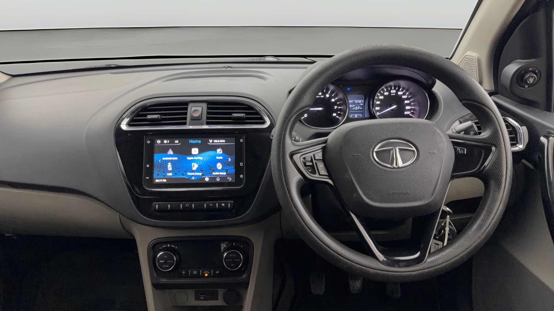 View 2019 Tata Tiago Revotorq XB Image 20 Used 2019 Tata Tiago Revotorq XB Image 20