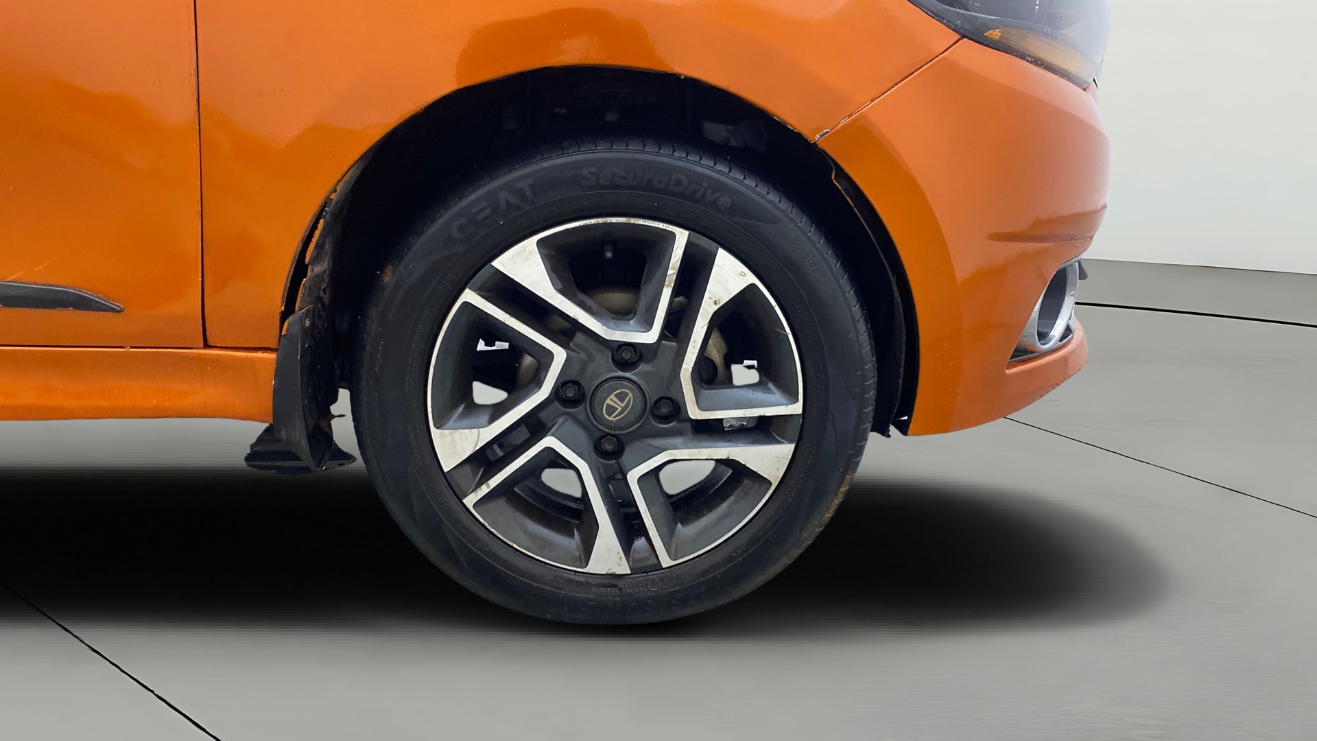 View 2019 Tata Tiago Revotorq XB Image 40 Used 2019 Tata Tiago Revotorq XB Image 40
