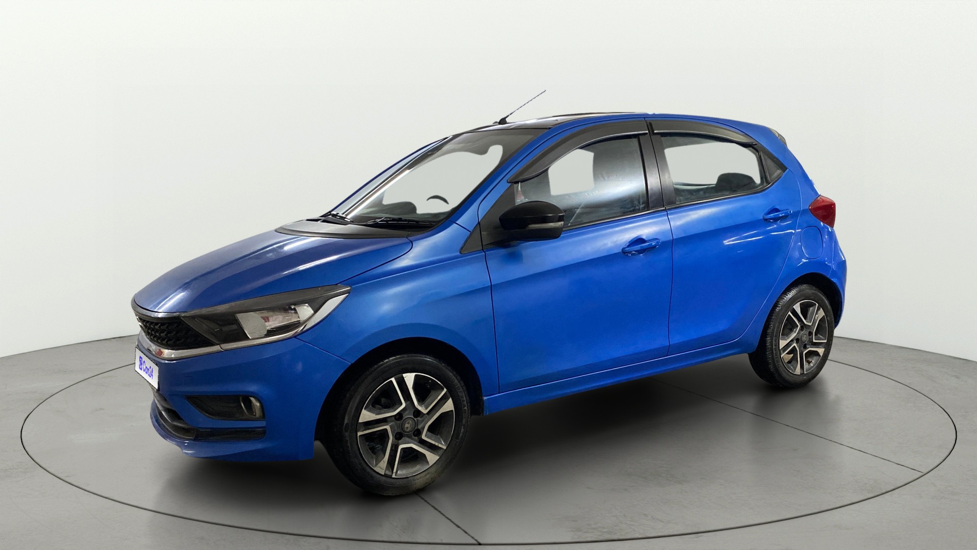 View 2020 Tata Tiago Revotorq XB Image 35 Used 2020 Tata Tiago Revotorq XB Image 35