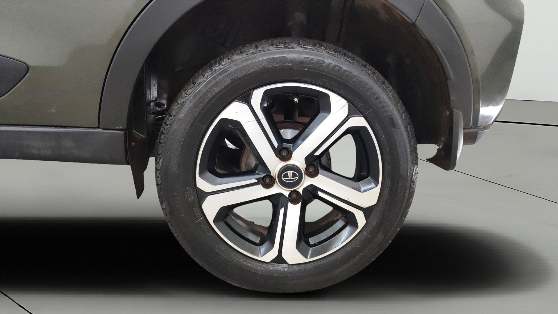 View 2021 Tata Nexon Revotron XE Image 7 Used 2021 Tata Nexon Revotron XE Image 7