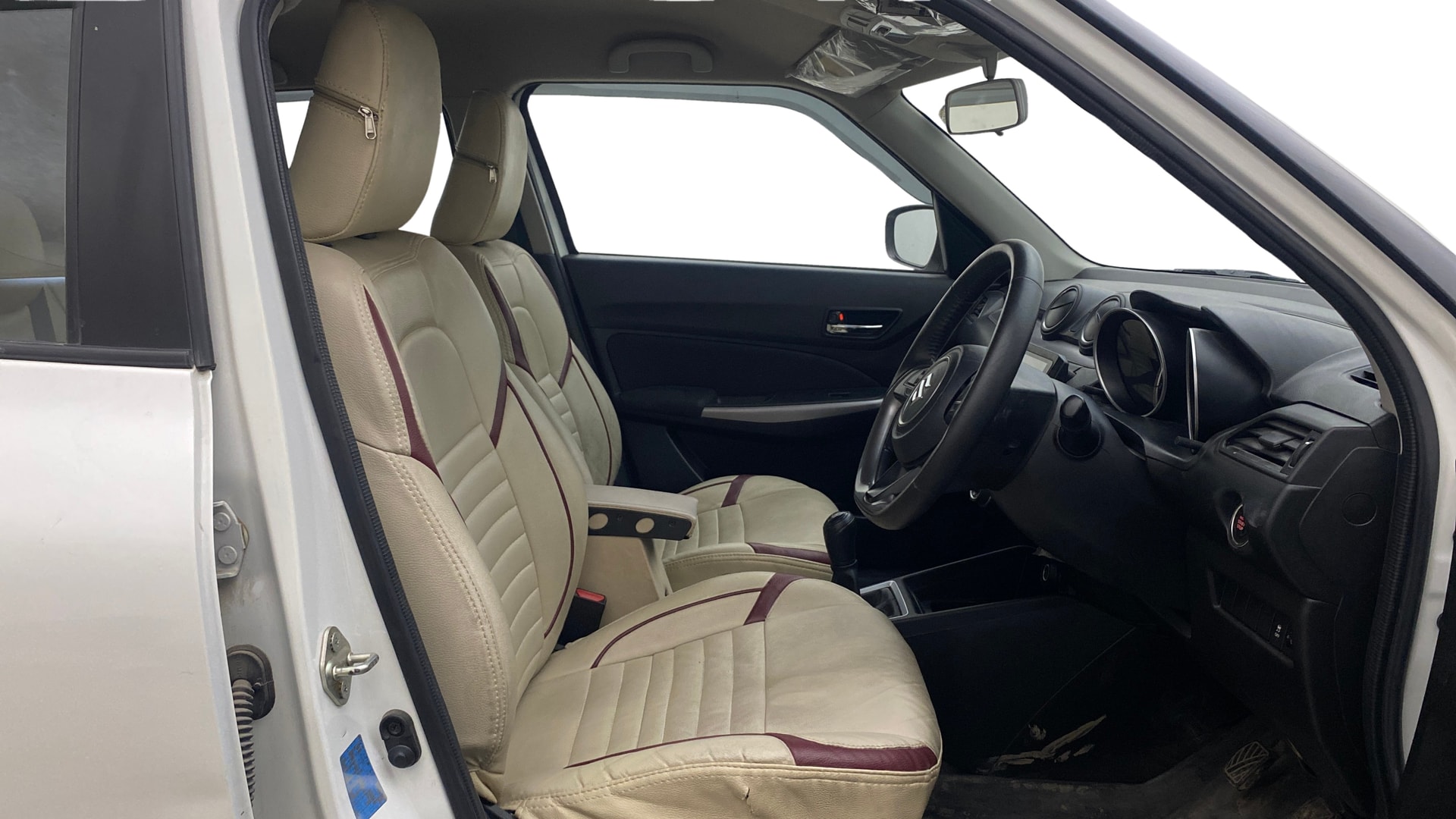 View 2023 Maruti Suzuki 1000 Base Variant Image 26 Used 2023 Maruti Suzuki 1000 Base Variant Image 26
