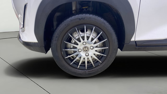 View Nissan Magnite Image 27 Used Nissan Magnite Image 27