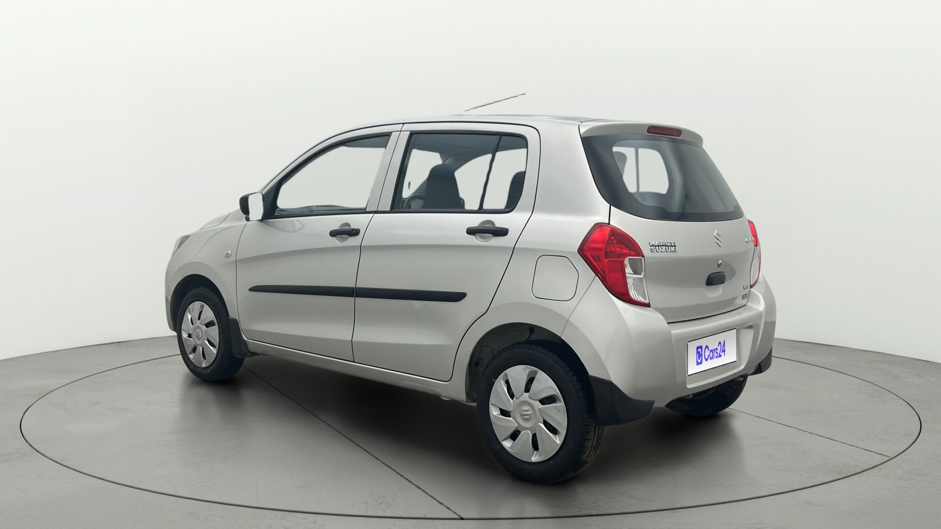 View 2016 Maruti Suzuki 1000 Base Variant Image 2 Used 2016 Maruti Suzuki 1000 Base Variant Image 2