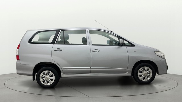 View Toyota Innova Image 8 Used Toyota Innova Image 8