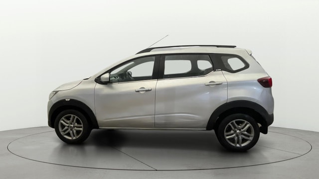 View Renault Triber Image 27 Used Renault Triber Image 27