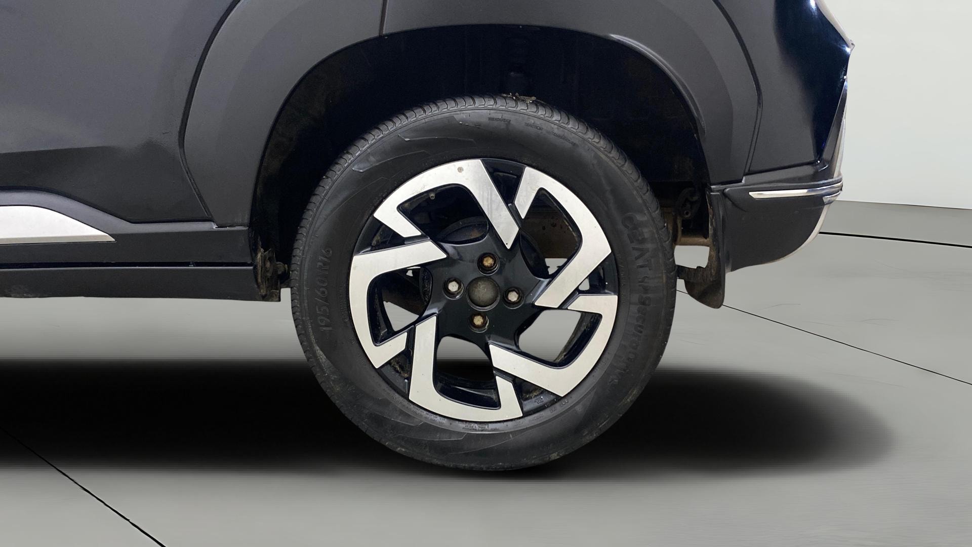 View 2022 Nissan Magnite XV Image 11 Used 2022 Nissan Magnite XV Image 11