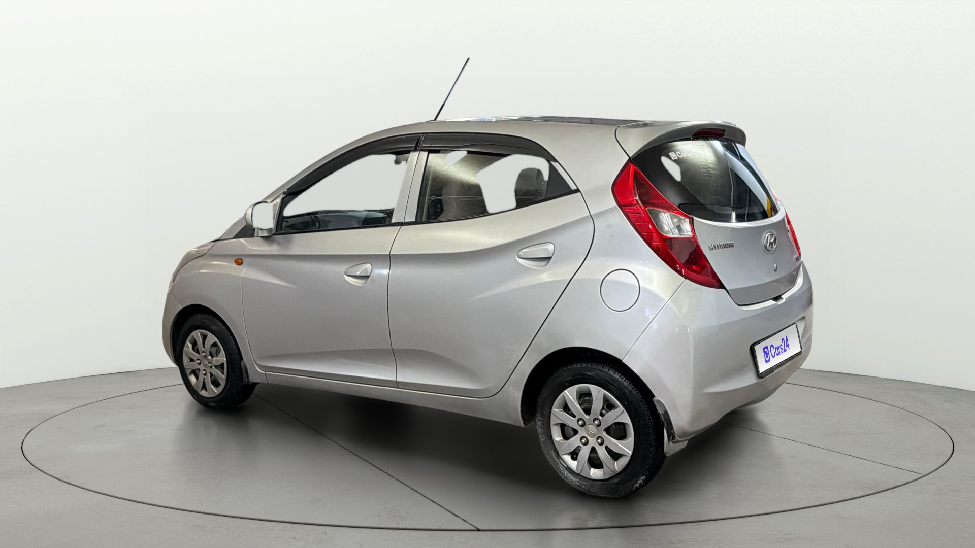 View 2016 Hyundai EON Magna Plus Image 2 Used 2016 Hyundai EON Magna Plus Image 2