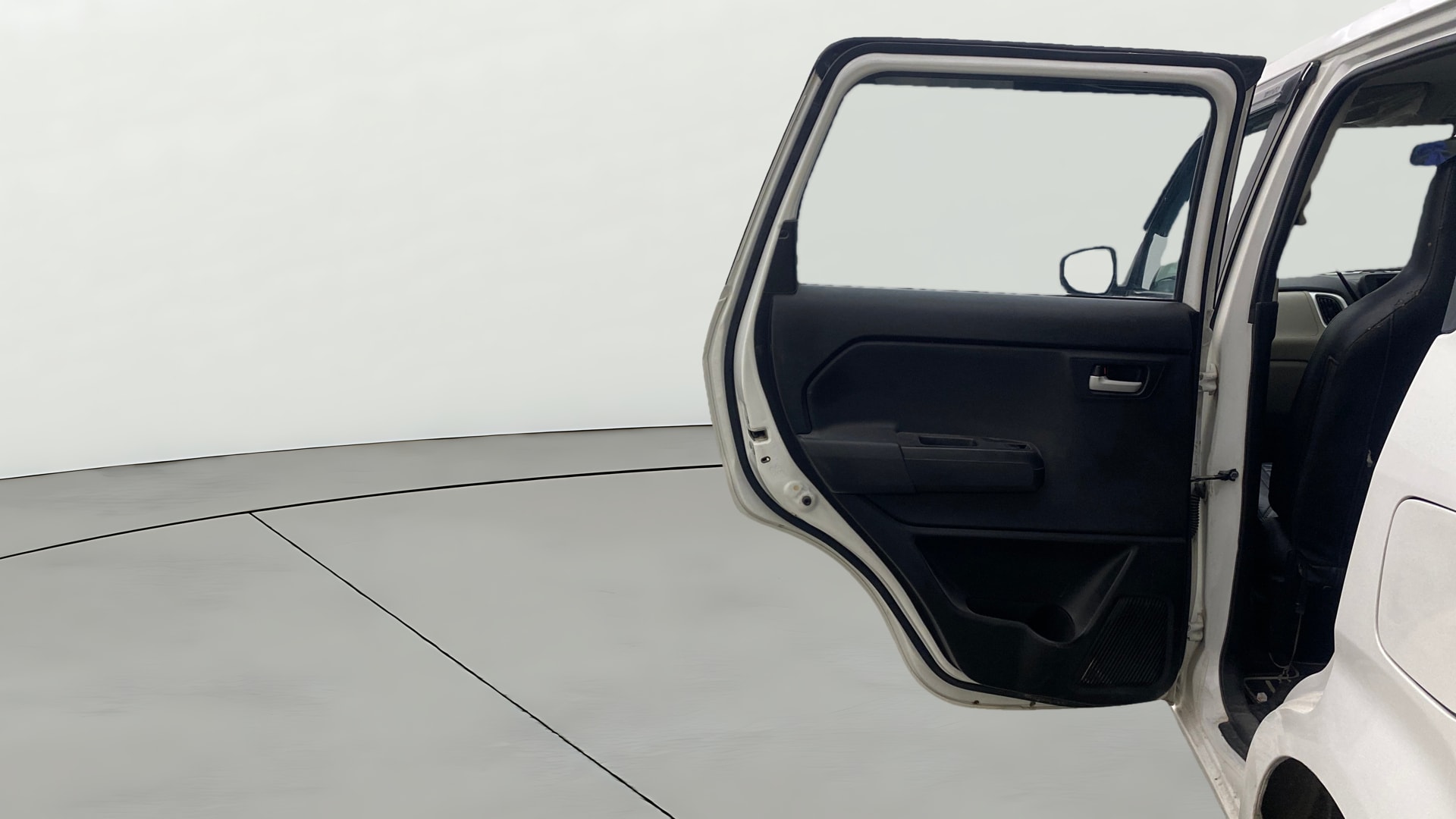 View 2025 Maruti Suzuki 1000 Base Variant Image 22 Used 2025 Maruti Suzuki 1000 Base Variant Image 22