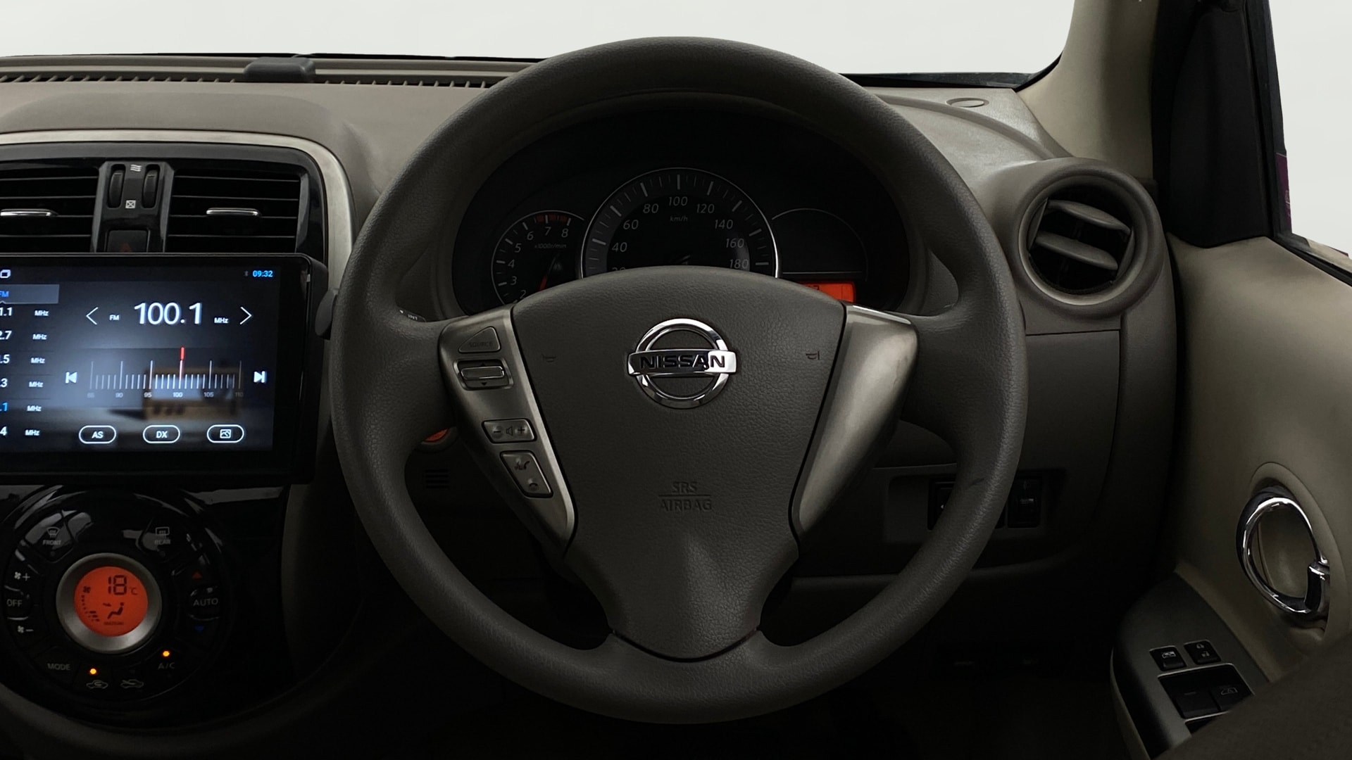 View 2015 Nissan Micra XV (CVT) Image 20 Used 2015 Nissan Micra XV (CVT) Image 20