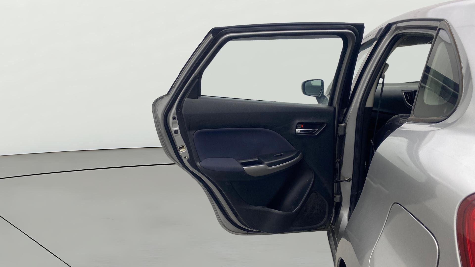 View 2019 Maruti Suzuki 1000 Base Variant Image 22 Used 2019 Maruti Suzuki 1000 Base Variant Image 22