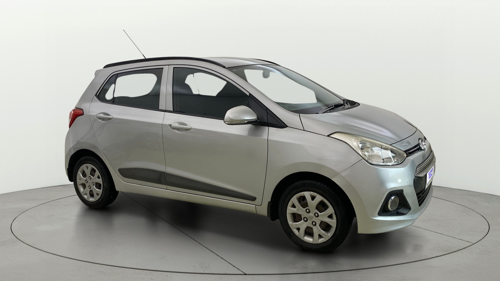 View 2015 Hyundai Grand i10 Sportz 1.2 Kappa Image 21 Used 2015 Hyundai Grand i10 Sportz 1.2 Kappa Image 21