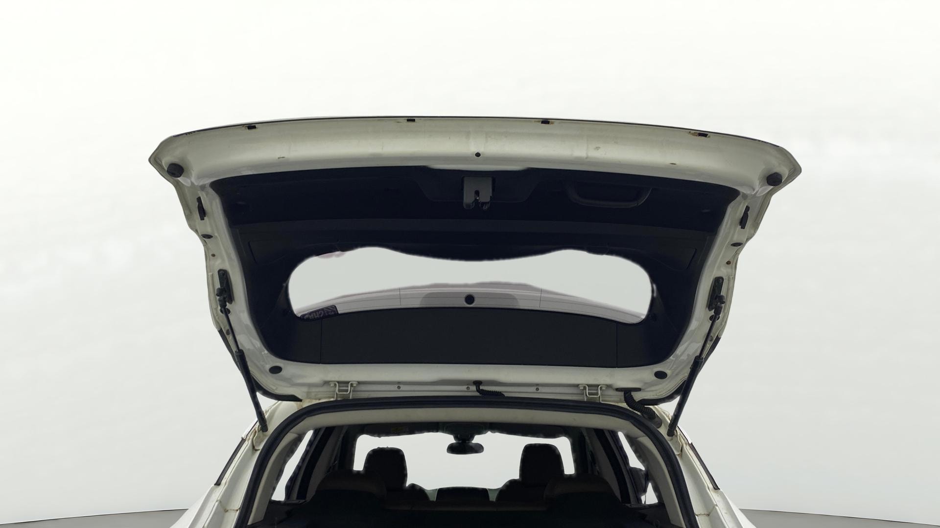 View 2019 Tata Harrier XE Image 17 Used 2019 Tata Harrier XE Image 17