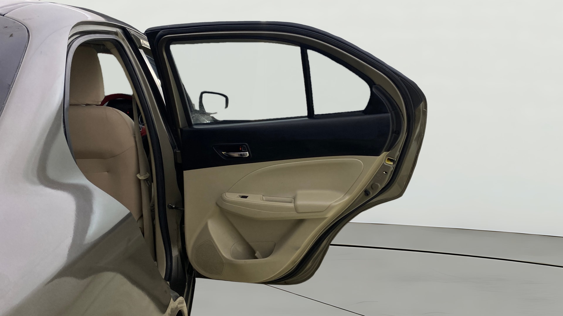 View 2019 Maruti Suzuki 1000 Base Variant Image 7 Used 2019 Maruti Suzuki 1000 Base Variant Image 7