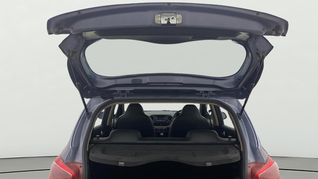 View Hyundai Grand i10 Image 16 Used Hyundai Grand i10 Image 16