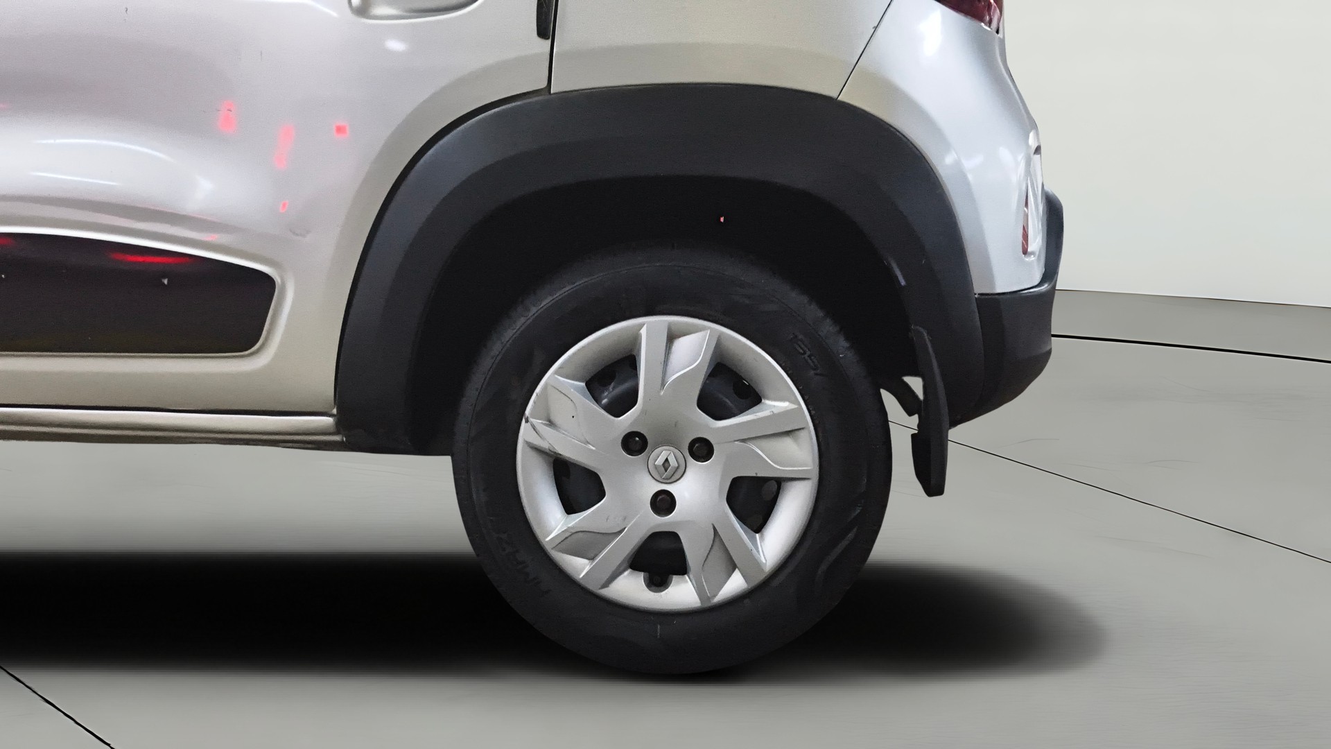 View 2021 Renault Kwid RXL Image 11 Used 2021 Renault Kwid RXL Image 11