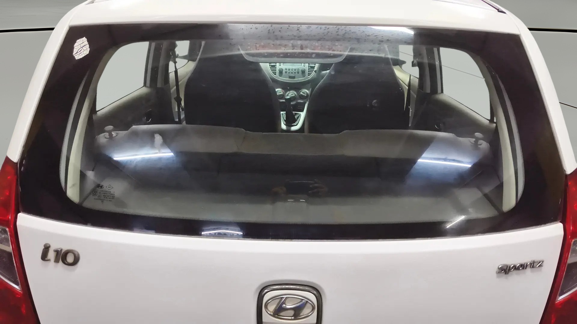 View 2015 Hyundai i10 1.2 Asta MT Image 4 Used 2015 Hyundai i10 1.2 Asta MT Image 4