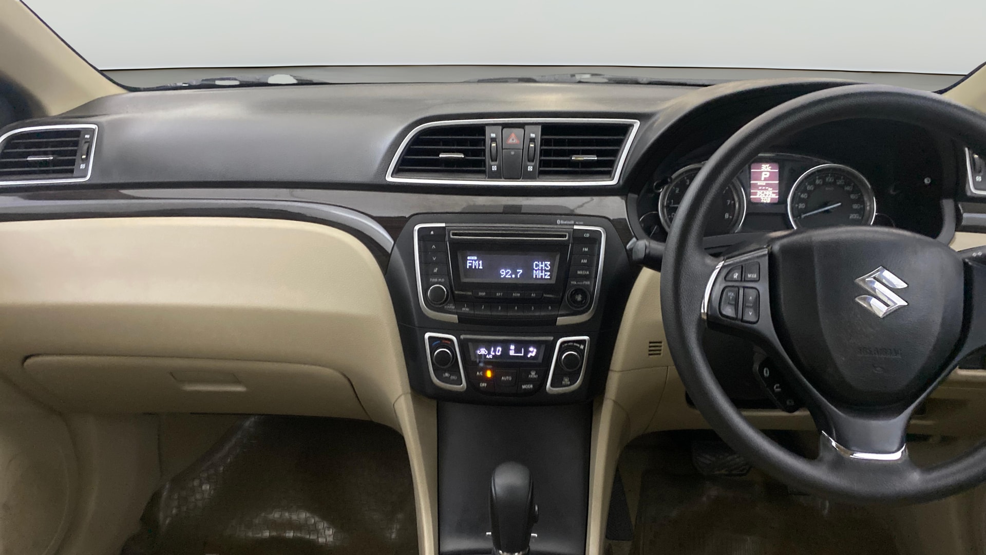 View 2016 Maruti Suzuki 1000 Base Variant Image 31 Used 2016 Maruti Suzuki 1000 Base Variant Image 31
