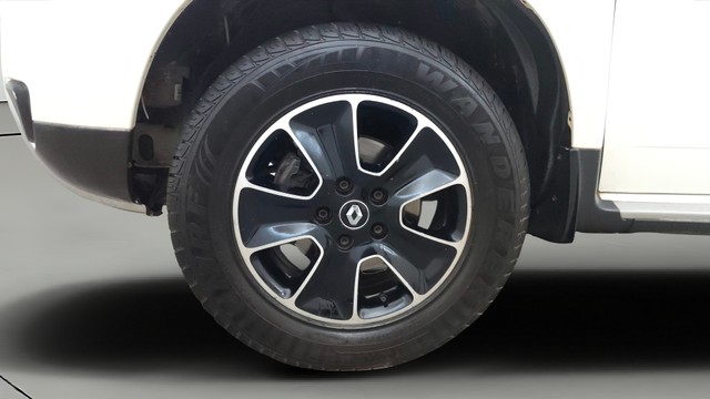 View Renault Duster Image 27 Used Renault Duster Image 27