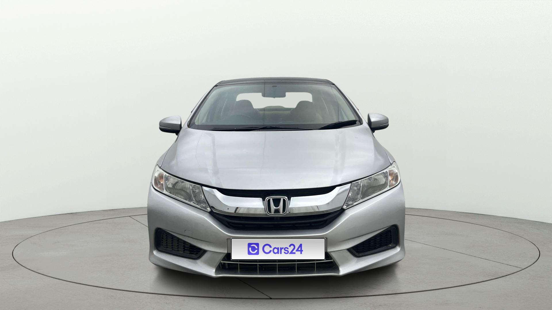 2014 होंडा सिटी ZX MT Diesel Anniversary Edition 2014 होंडा सिटी ZX MT Diesel Anniversary Edition