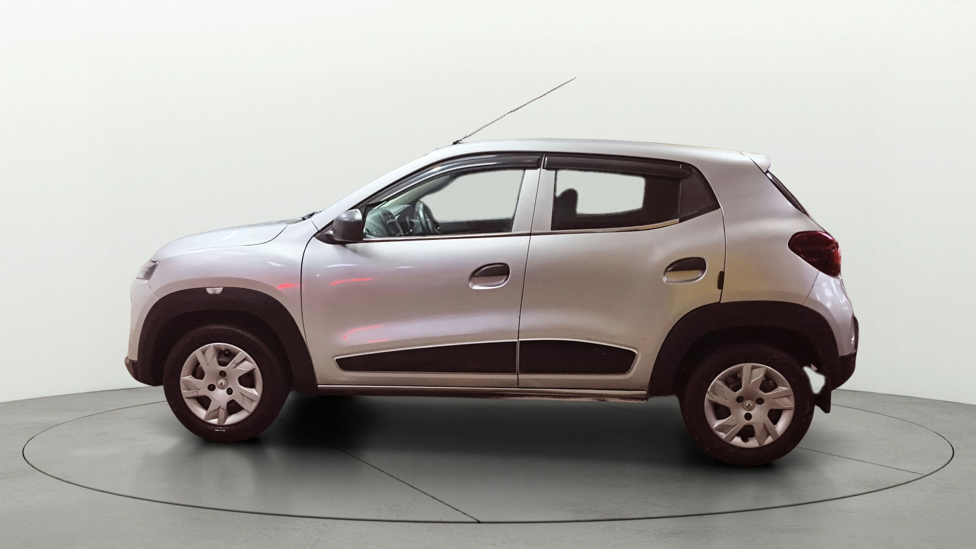 View 2021 Renault Kwid RXL Image 5 Used 2021 Renault Kwid RXL Image 5