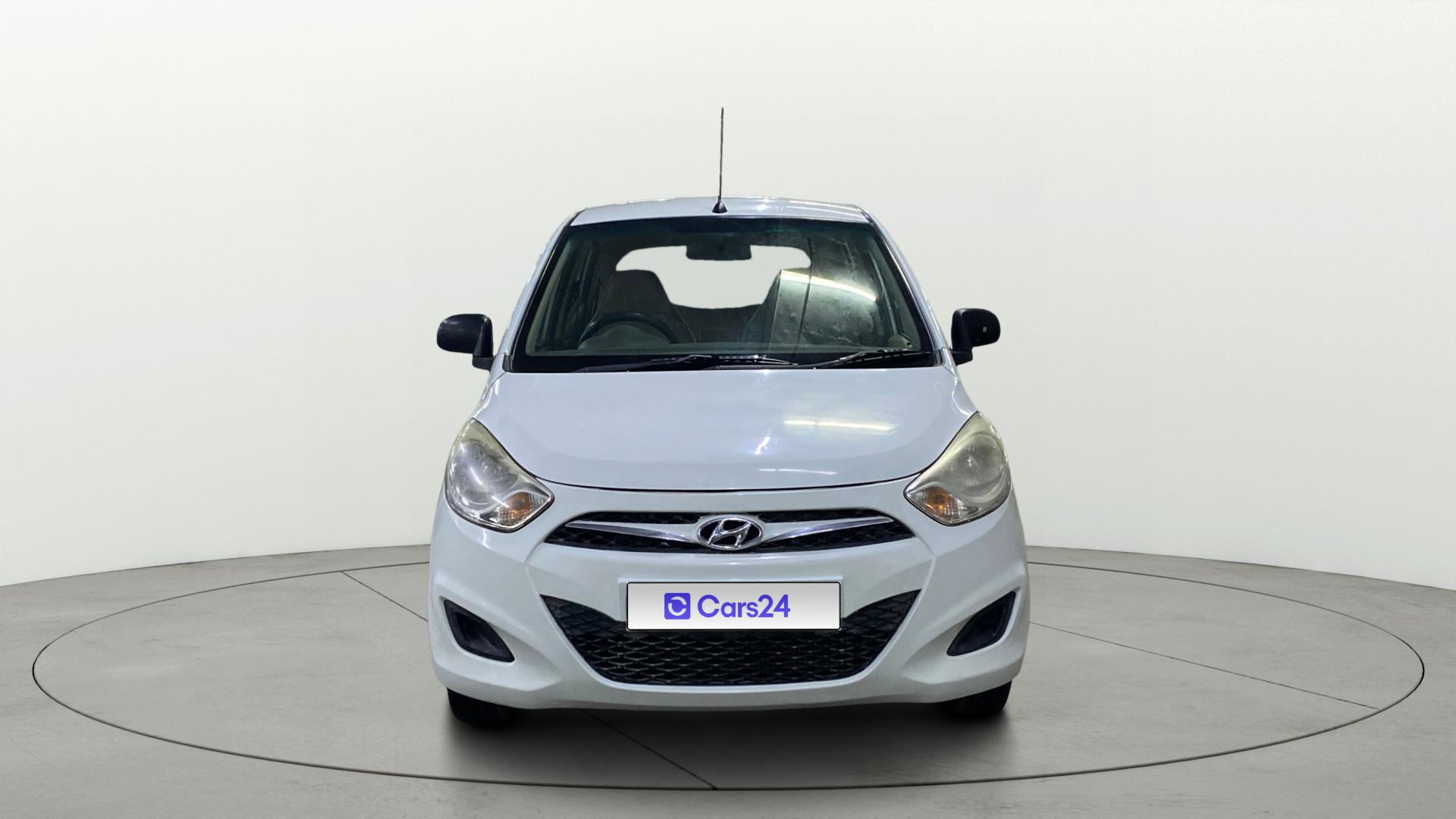 2013 ह्युंडई आई10 1.1 Era 2013 ह्युंडई आई10 1.1 Era