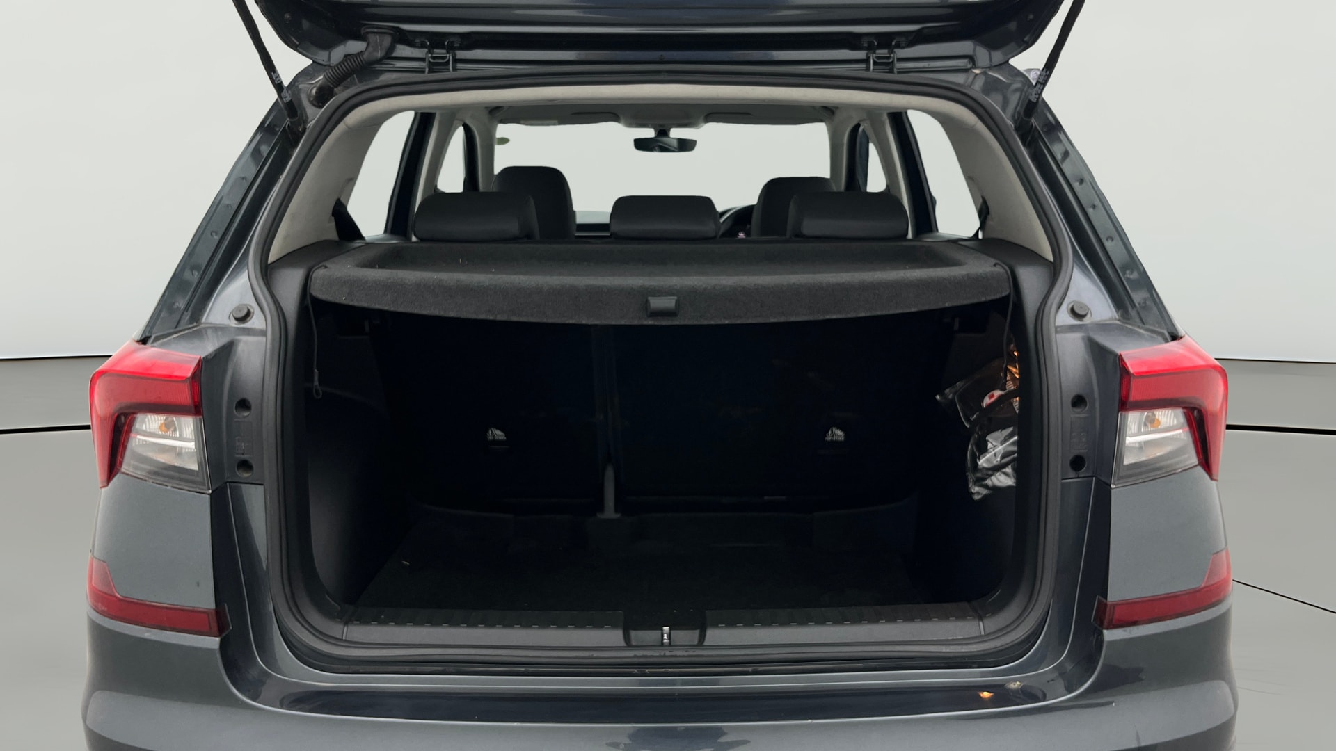 View 2022 Skoda Kushaq Style 1.5 TSI AT Image 41 Used 2022 Skoda Kushaq Style 1.5 TSI AT Image 41