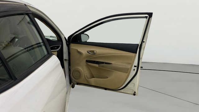 View Toyota Yaris Image 44 Used Toyota Yaris Image 44