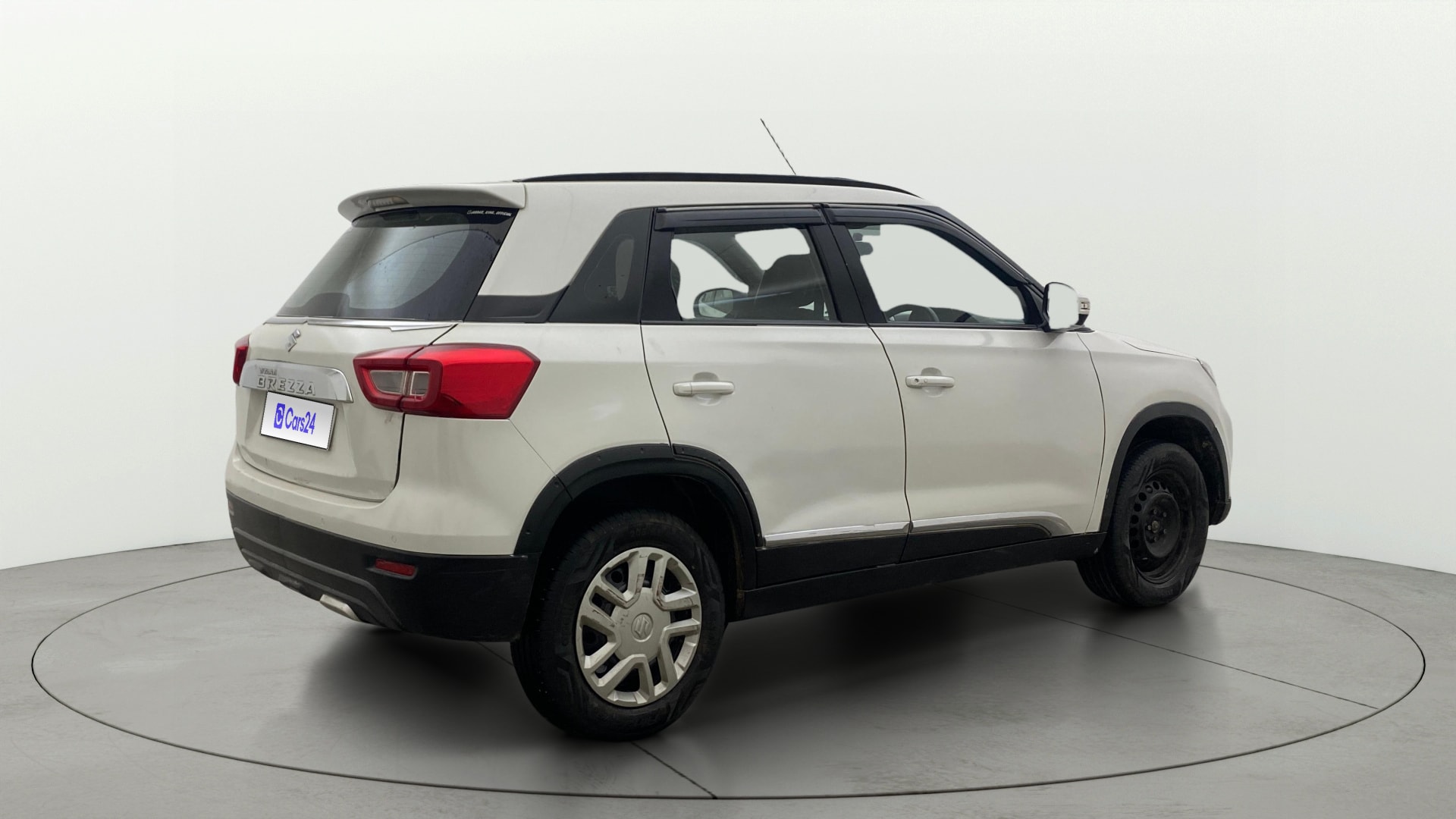 View 2022 Maruti Suzuki 1000 Base Variant Image 42 Used 2022 Maruti Suzuki 1000 Base Variant Image 42
