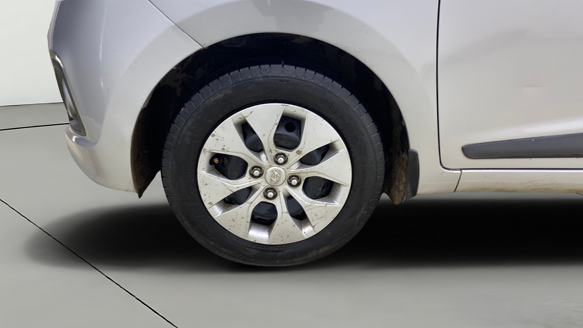 View 2015 Hyundai Xcent S Petrol Image 27 Used 2015 Hyundai Xcent S Petrol Image 27