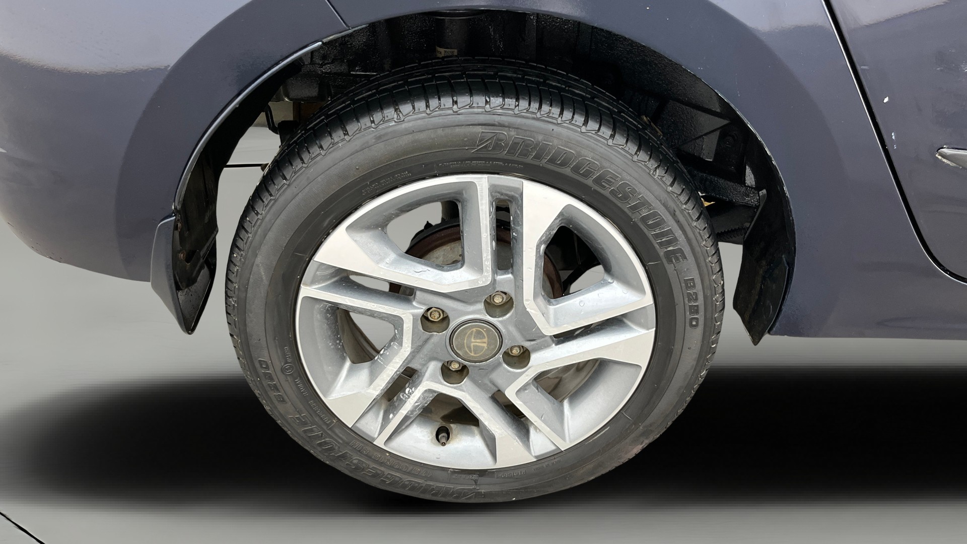 View 2022 Tata Tigor XE Diesel Image 24 Used 2022 Tata Tigor XE Diesel Image 24