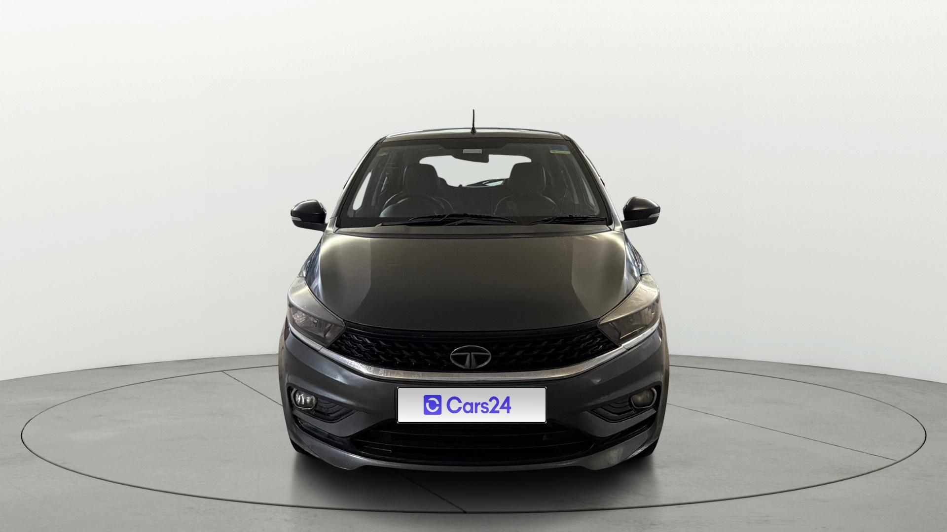 2020 टाटा टियागो Revotorq XB 2020 टाटा टियागो Revotorq XB