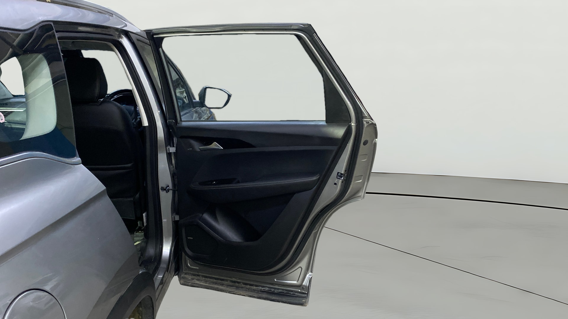 View 2020 MG Hector Sharp DCT Petrol Dual Tone Image 6 Used 2020 MG Hector Sharp DCT Petrol Dual Tone Image 6