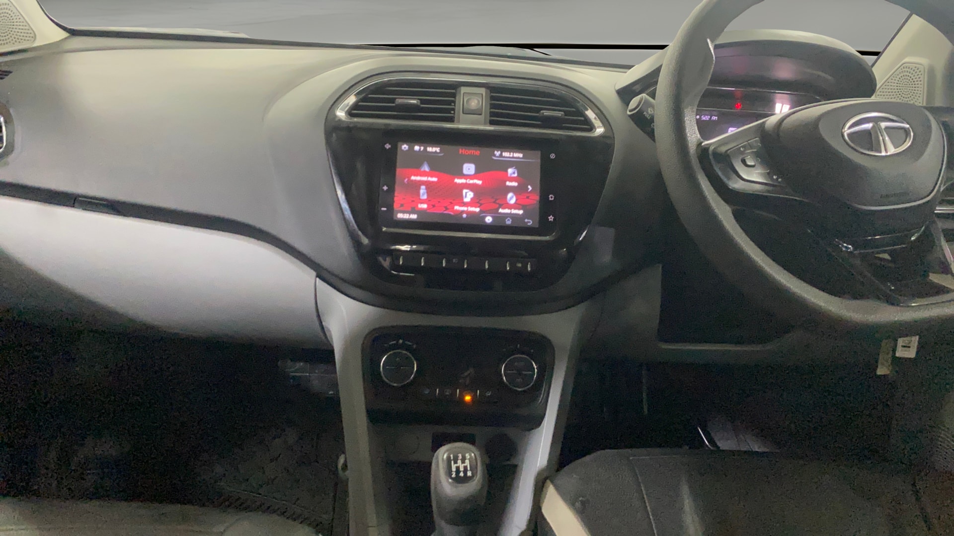 View 2020 Tata Tiago Revotorq XB Image 17 Used 2020 Tata Tiago Revotorq XB Image 17