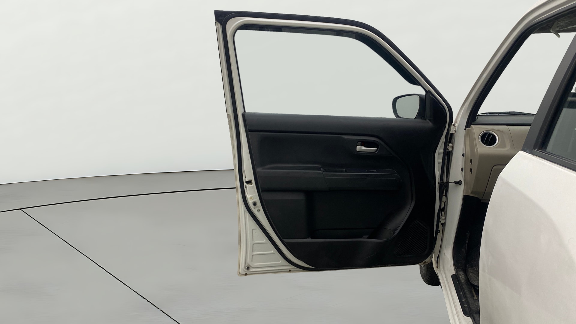 View 2025 Maruti Suzuki 1000 Base Variant Image 30 Used 2025 Maruti Suzuki 1000 Base Variant Image 30