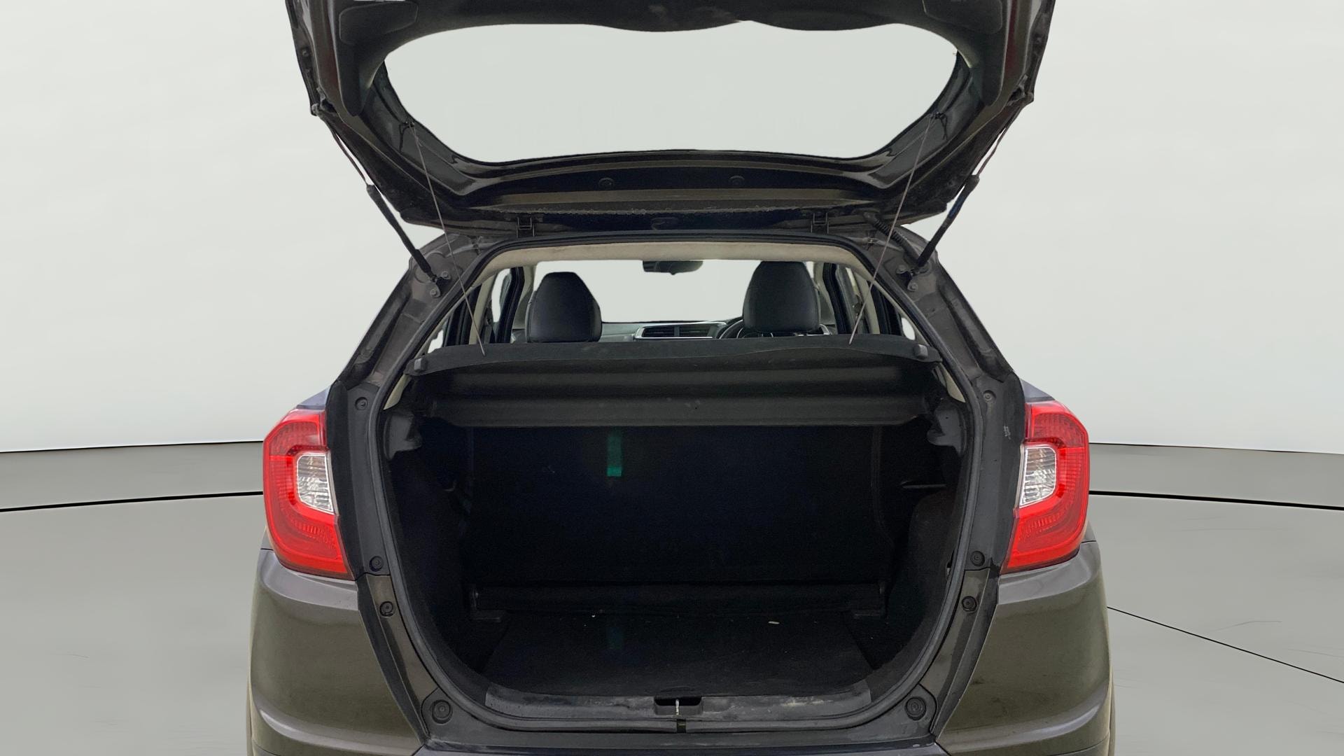 View 2018 Honda WR-V S MT Diesel Edge Edition Image 38 Used 2018 Honda WR-V S MT Diesel Edge Edition Image 38