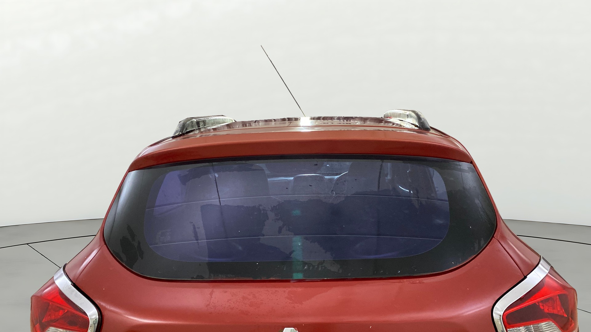 View 2015 Renault Kwid RXL Image 4 Used 2015 Renault Kwid RXL Image 4