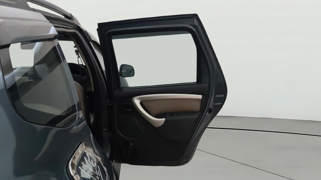 View Renault Duster Image 7 Used Renault Duster Image 7