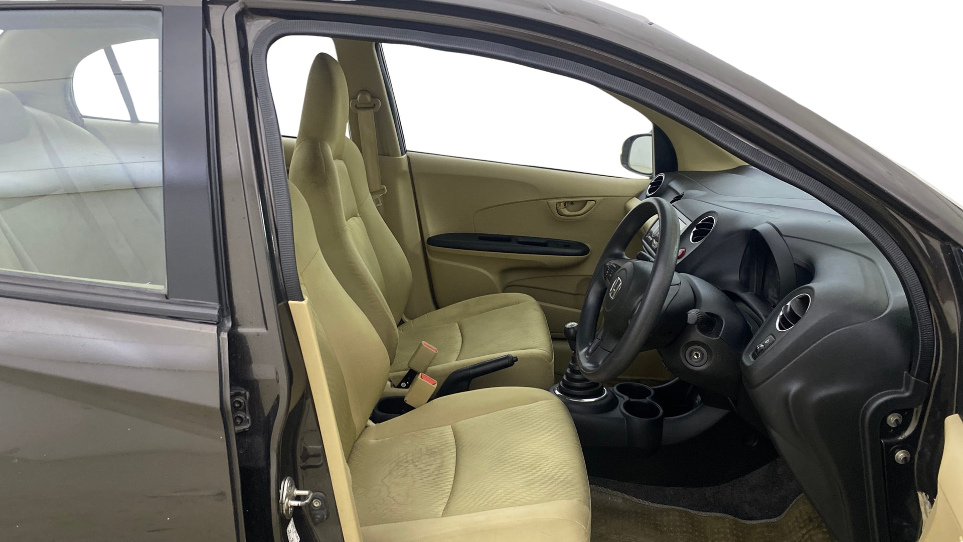 View 2015 Honda Amaze E MT Petrol BS IV Image 25 Used 2015 Honda Amaze E MT Petrol BS IV Image 25