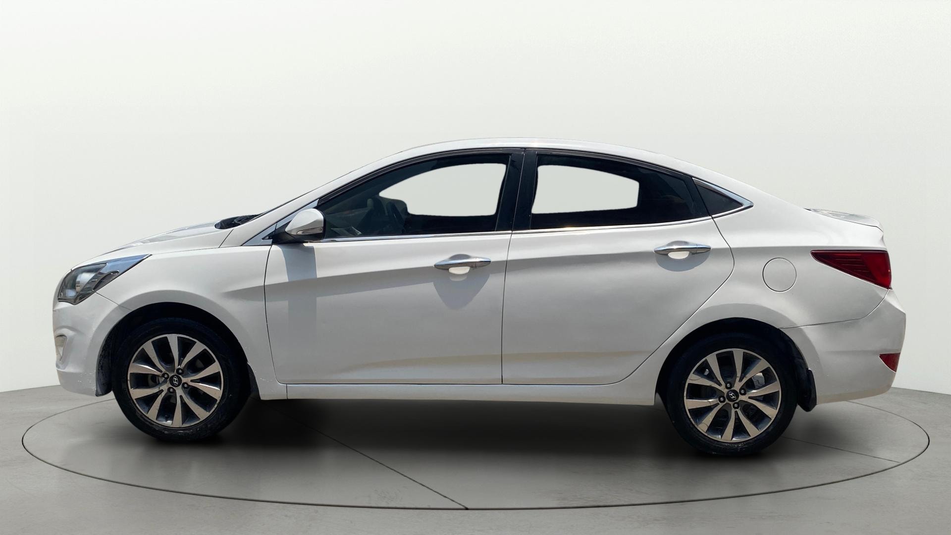 Used 2016 Hyundai Verna Used 2016 Hyundai Verna