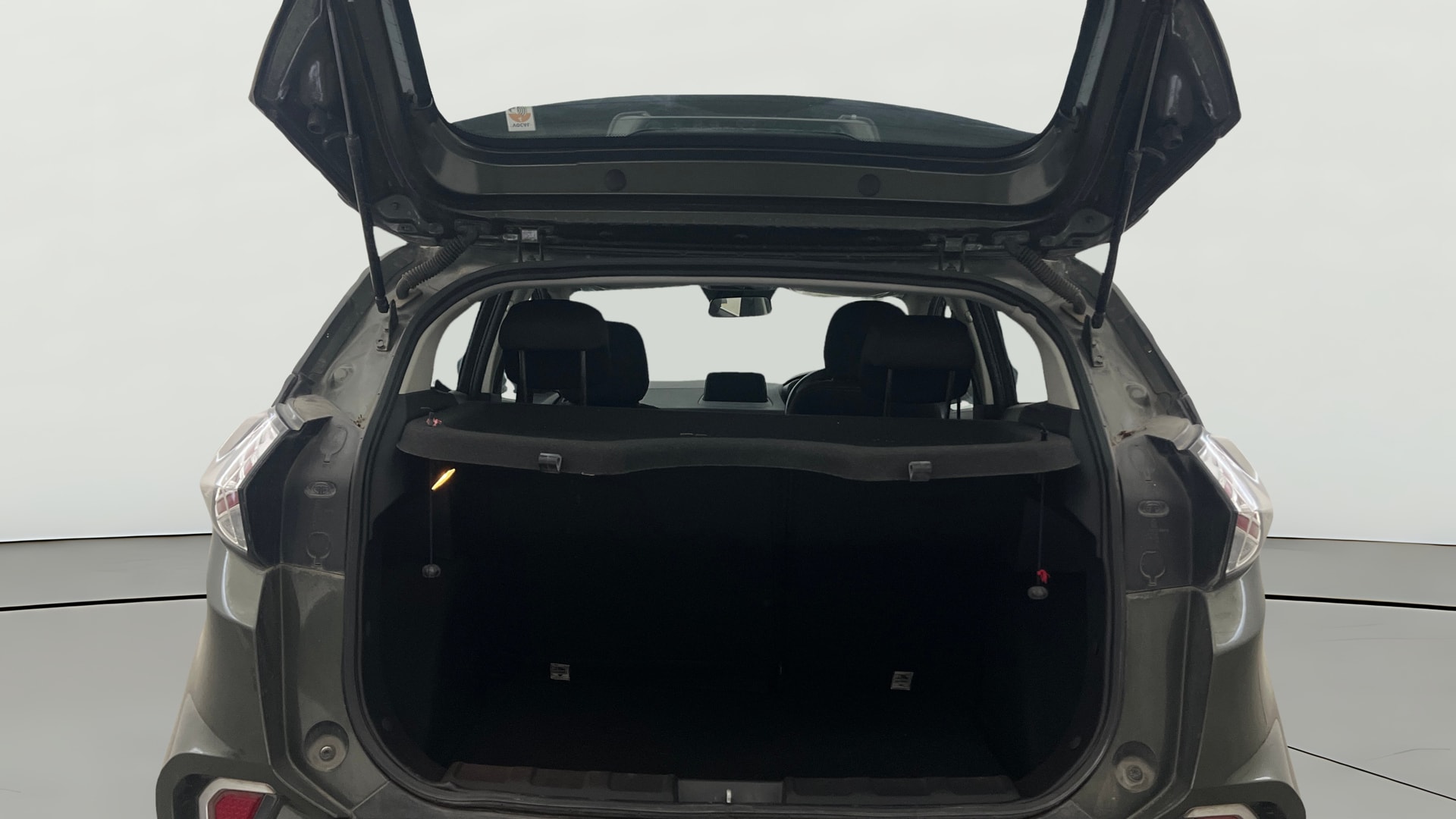View 2021 Tata Nexon Revotron XE Image 38 Used 2021 Tata Nexon Revotron XE Image 38