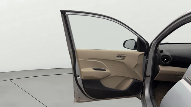 View Hyundai New Santro Image 31 Used Hyundai New Santro Image 31