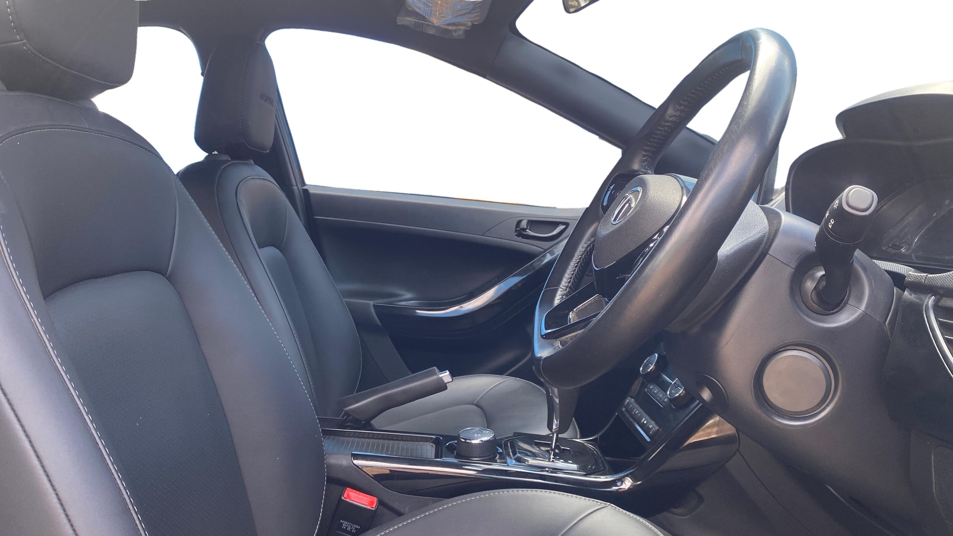 View 2022 Tata Nexon Revotron XE Image 17 Used 2022 Tata Nexon Revotron XE Image 17