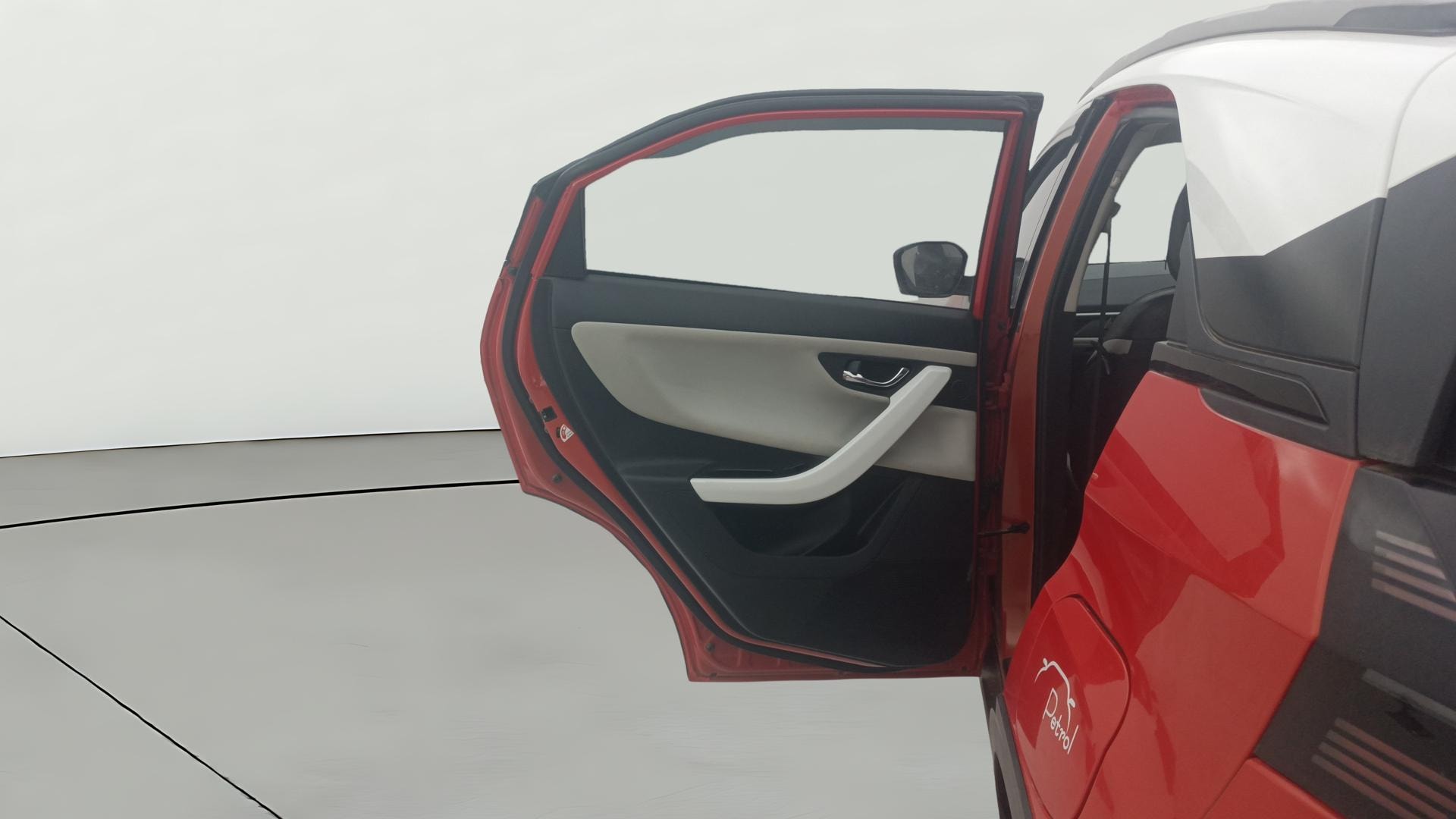 View 2023 Tata Nexon Revotron XE Image 15 Used 2023 Tata Nexon Revotron XE Image 15