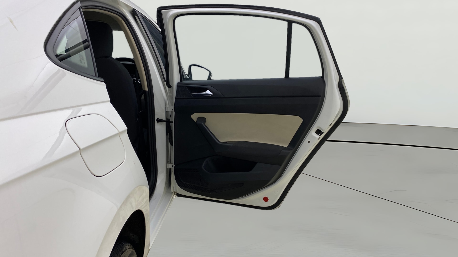 View 2023 Skoda Slavia Ambition 1.0 TSI MT Image 8 Used 2023 Skoda Slavia Ambition 1.0 TSI MT Image 8
