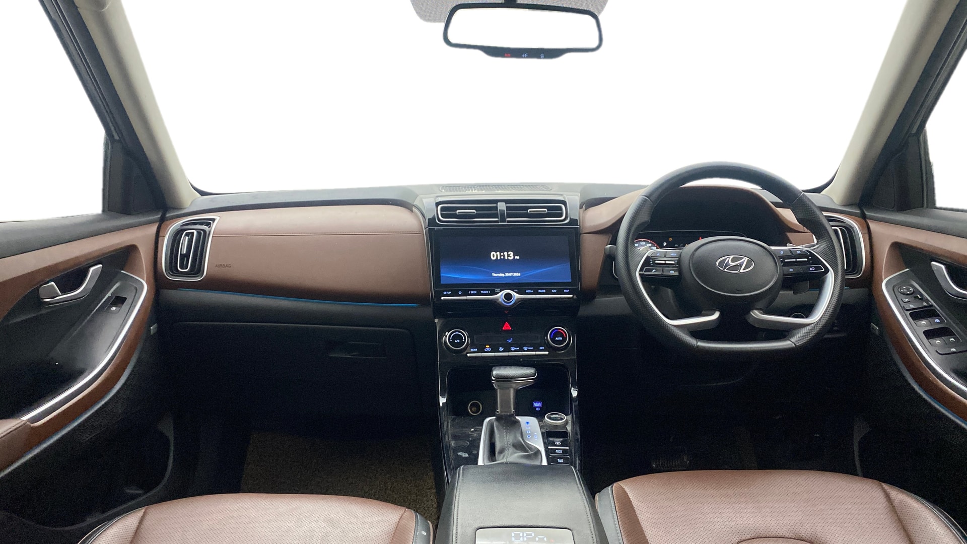 View 2022 Hyundai Alcazar Prestige 6 Seater MT Petrol Image 32 Used 2022 Hyundai Alcazar Prestige 6 Seater MT Petrol Image 32