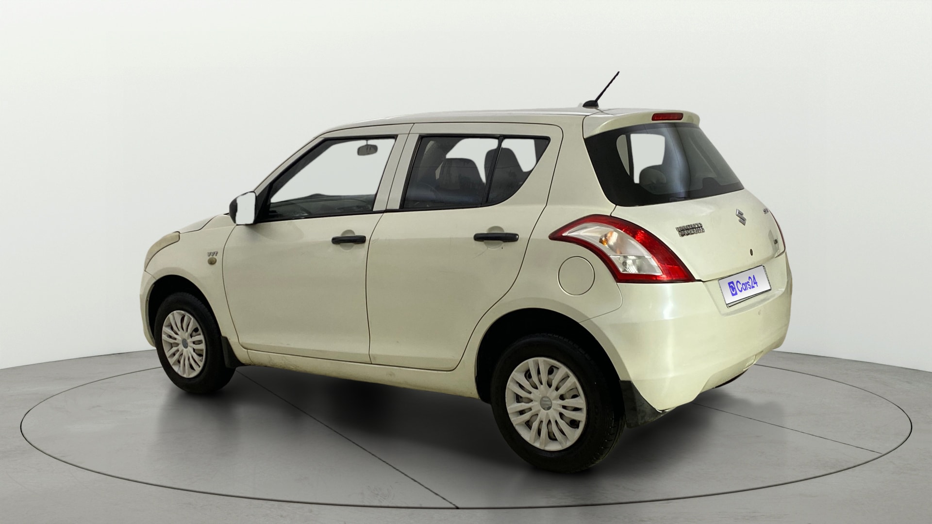 View 2016 Maruti Suzuki 1000 Base Variant Image 2 Used 2016 Maruti Suzuki 1000 Base Variant Image 2